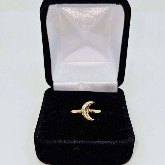 Gold Tone Crescent Moon Ring Size 6 - Picture 3 of 6